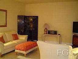 4th image of 10700 Ravenna Way Unit 302