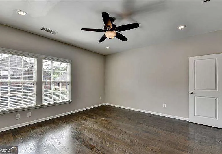 11653 Parkside Ave — Photo 36