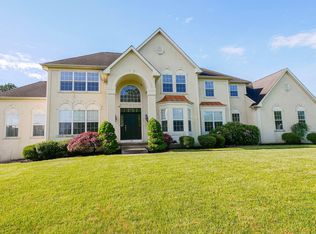 118 Raven Ct, Berlin, NJ 08009