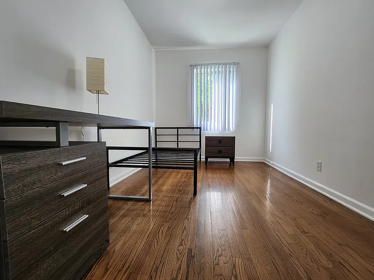 11307 Isleta St #3 — Photo 19