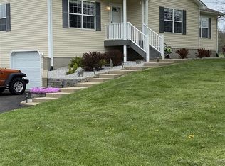 469 Dugout Dr, Vine Grove, KY 40175