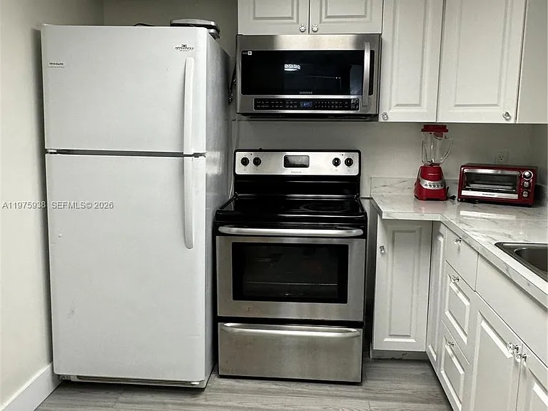 2055 SW 122nd Ave #425 — Photo 10