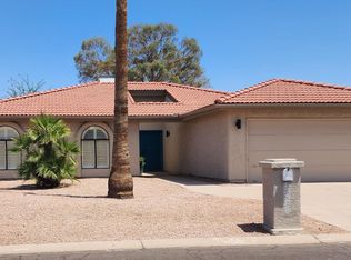 25827 S Greencastle Dr, Sun Lakes, AZ 85248