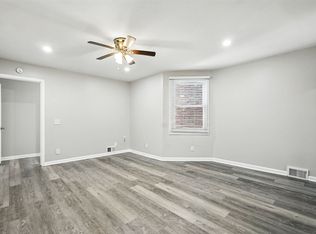 400 Perry Hwy APT 2, Pittsburgh, PA