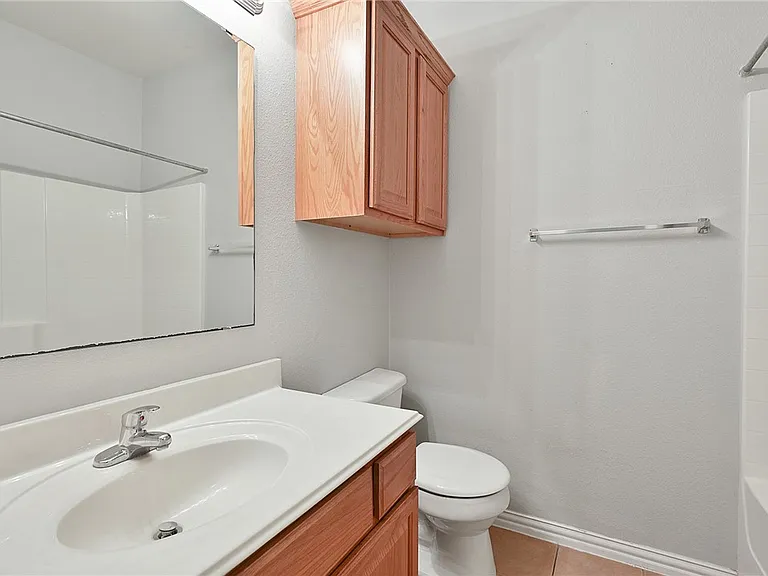 1001 Krenek Tap Rd #2102 — Photo 12