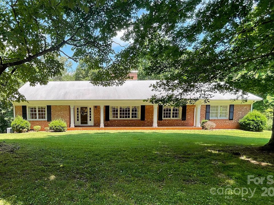1st image of 321 Georgia Ave