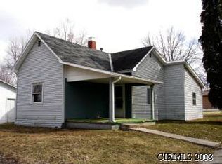 126 N College St, Warren, IN 46792