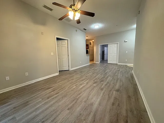 7043 Deer Lodge Cir — Photo 6