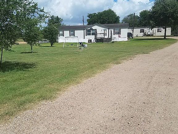 5th image of 190 Deer Circle Ln