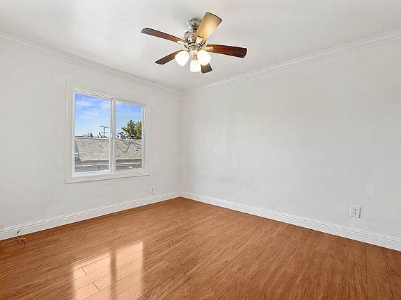 4th image of 314 E Poplar Ave #11237456