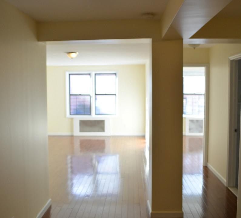 1st image of 3989 50th St Ste 1A