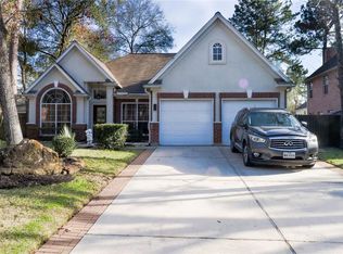 158 W Sterling Pond Cir, Spring, TX 77382