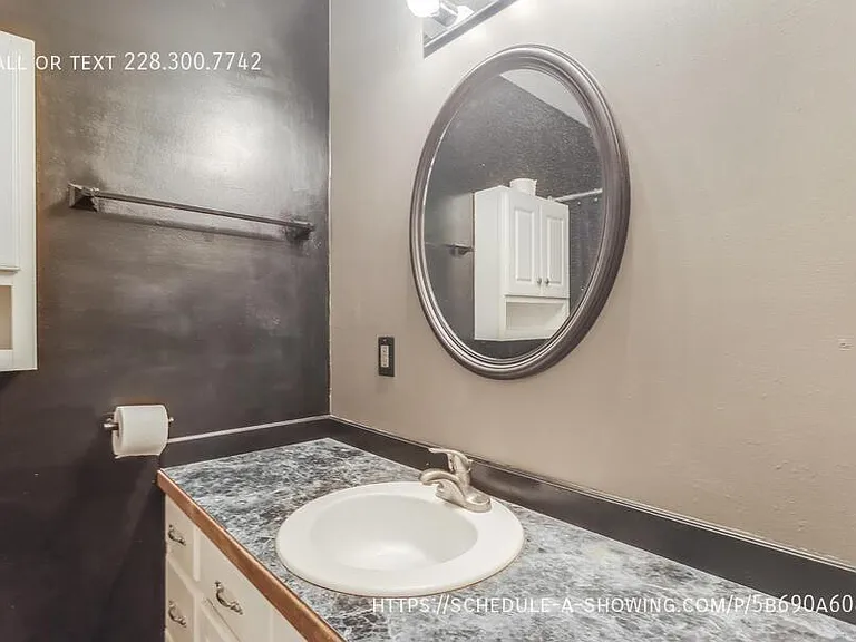 9708 Forts Lake Rd — Photo 13