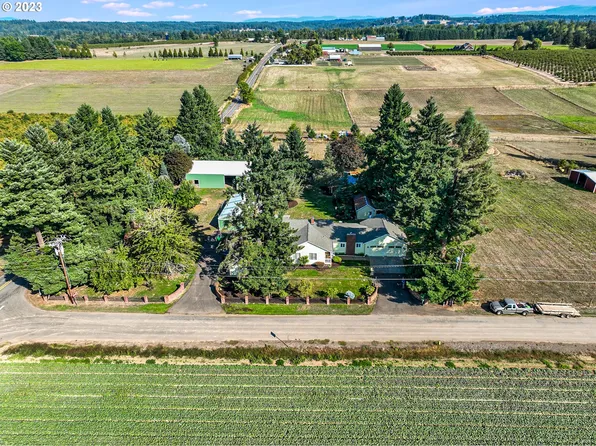 23240 S Blount Rd, Canby, OR 97013