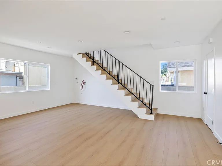 10905 Dalerose #C — Photo 7