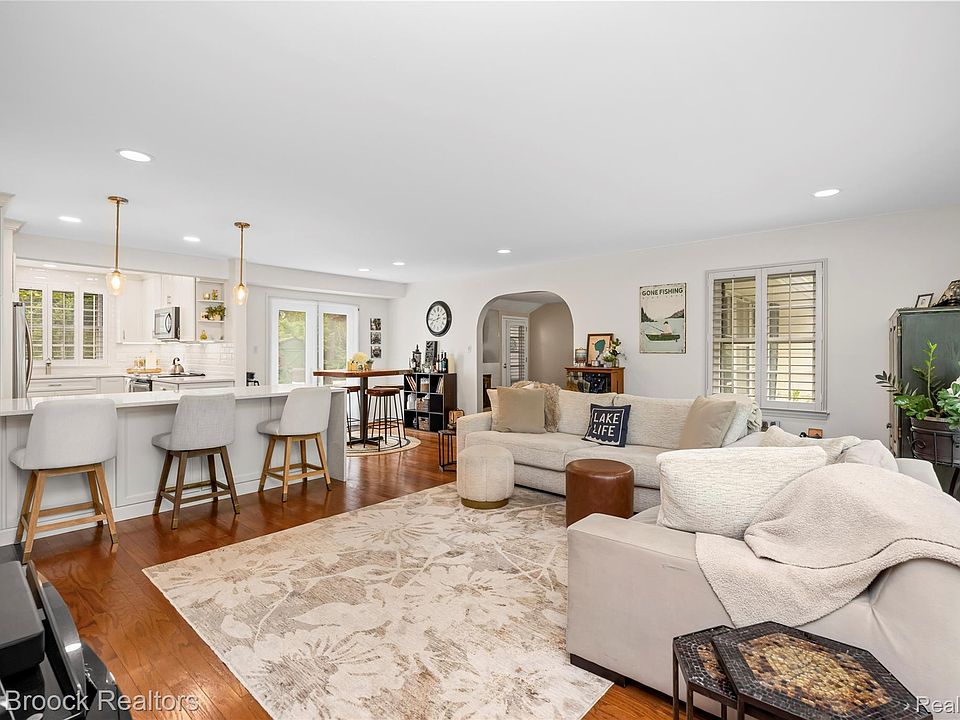 6485 Thurber Rd, photo 8