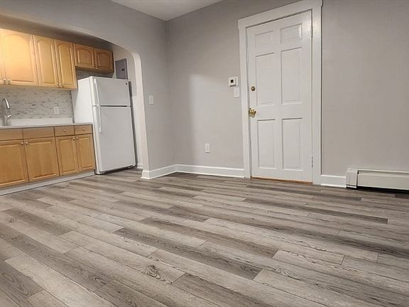 2nd image of 7 High St APT 15