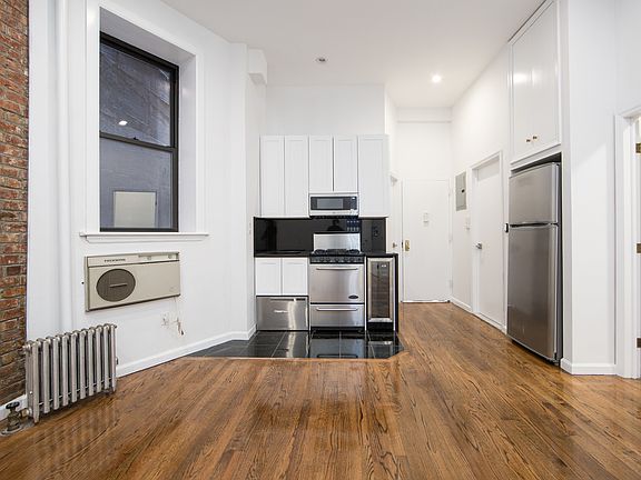 5th image of 122 Ludlow St Frnt 1