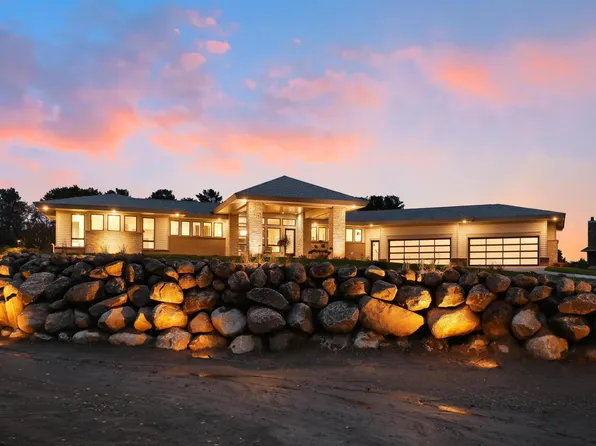 12736 22nd St N, Stillwater, MN 55082