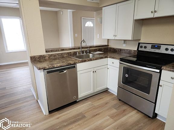 2nd image of 218 6th Ave E