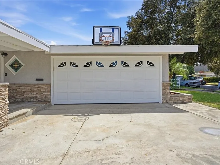 533 S Devon Rd — Photo 9