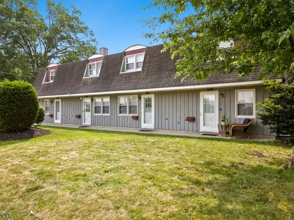 1101 Brooks Blvd, Manville Boro, NJ 08835