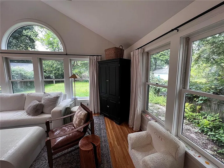 145 Sylvan Rd — Photo 11