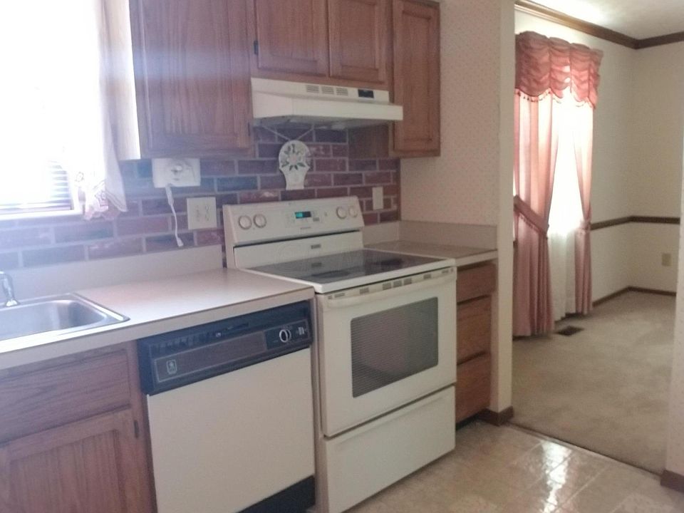 1st image of 266 Highmeadow Dr