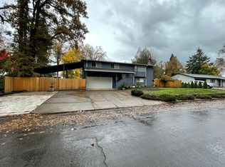 18700 Cook St, Oregon City, OR 97045