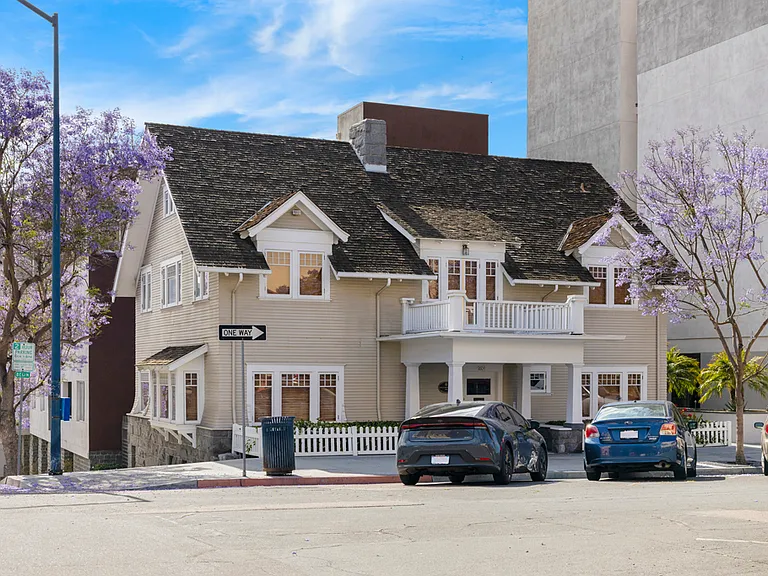 The Mills Clubhouse (Note: Available to rent for private events)