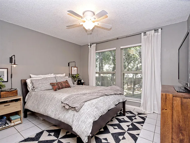 8121 Ceberry Dr #B — Photo 7