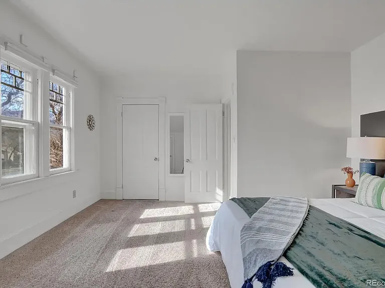 1120 W Colorado Ave — Photo 24
