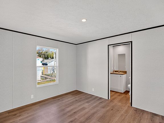 5th image of 5660 Nelson St #18
