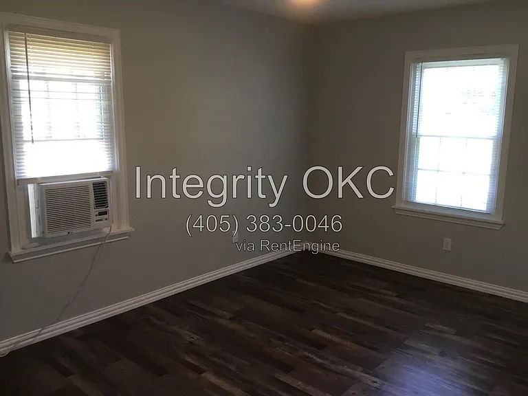 305 Babb Dr — Photo 3