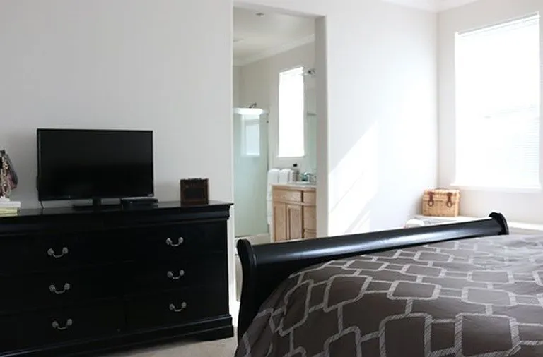 7861 Dickens Way — Photo 18