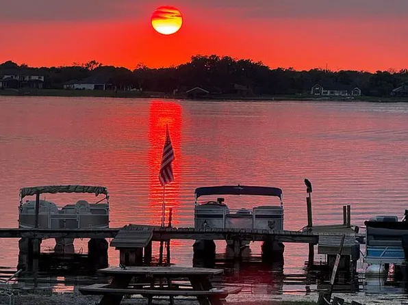 248 Hummingbird Ln, Winter Haven, FL 33884