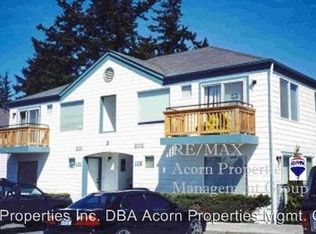 441 NE Kettle St #B, Oak Harbor, WA 98277