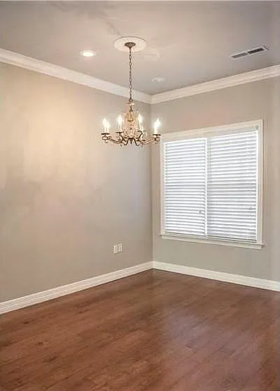 918 W Dixson St — Photo 3