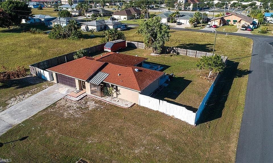 1st image of 430 NE 17th Ave