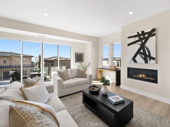 2732 Barcelona St, Pismo Beach, CA 93449