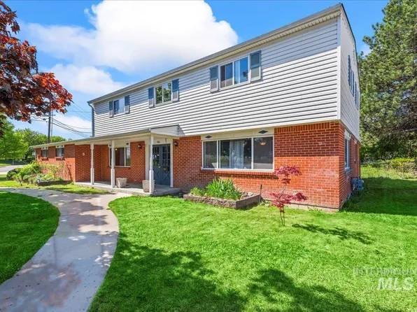 3401 W Hillcrest Dr, Boise, ID 83705