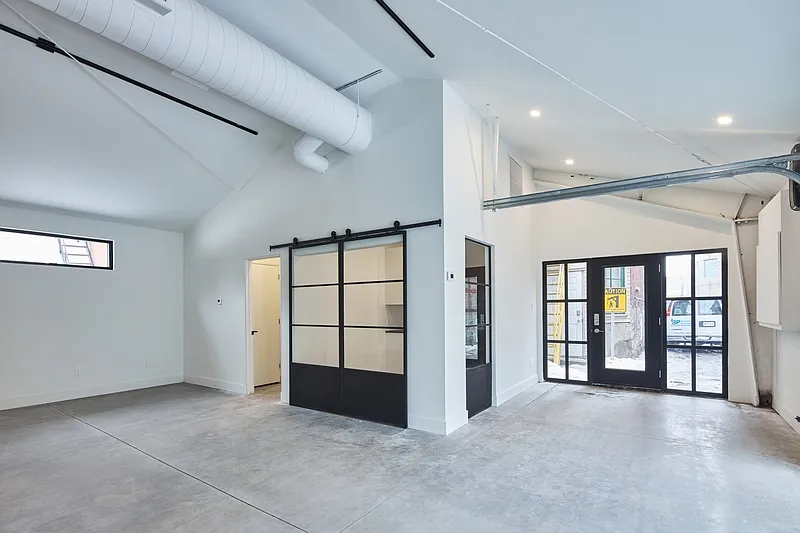 Studio, 1.0 bath, 1350 sqft, $4,435 — Photo 1