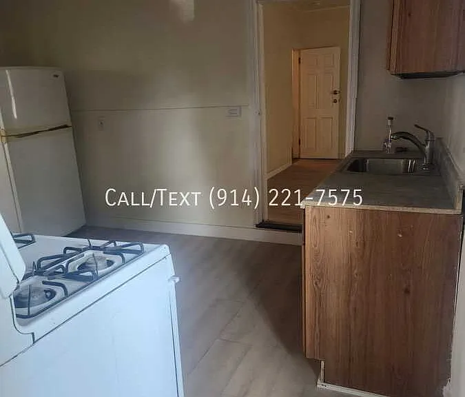 45 Linden St #2 — Photo 9