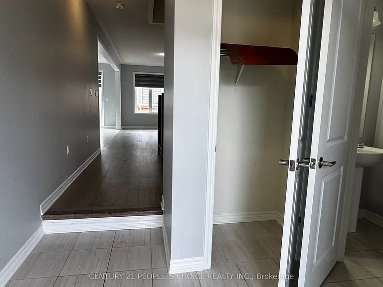 37 Speckled Alder St — Photo 4