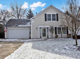 1880 Hamden Ln, Stow, OH