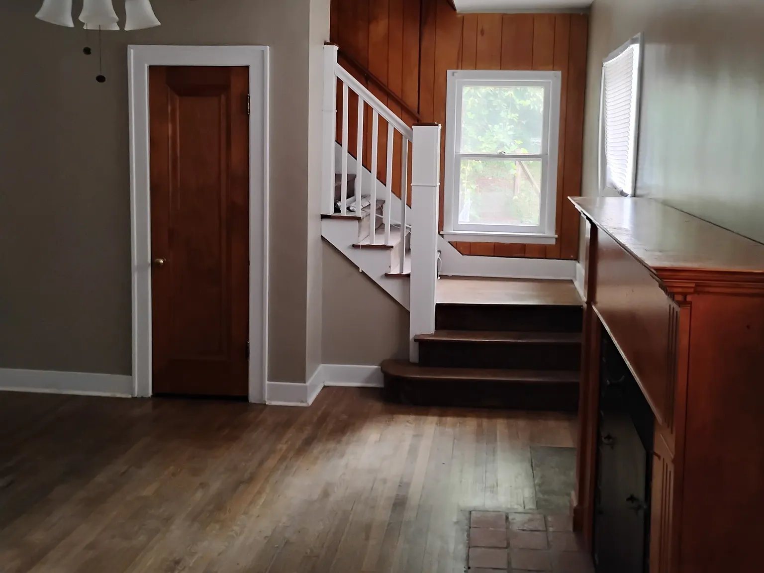 3 bed, 1500 sqft, $2,150 — Photo 3