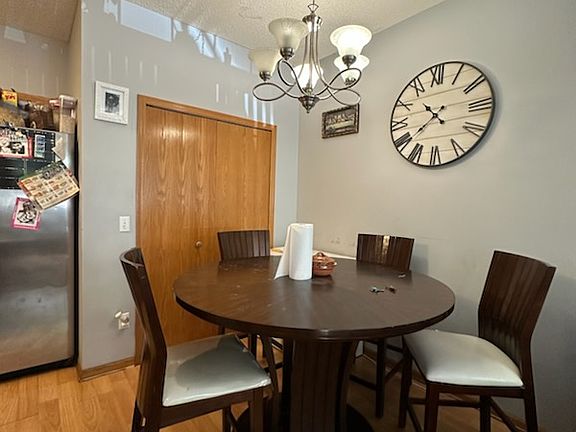 5th image of 3639 Vermilion Ct N