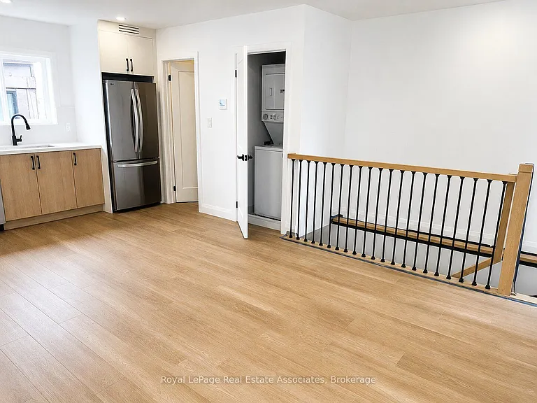 17 White Ave #1 — Photo 2