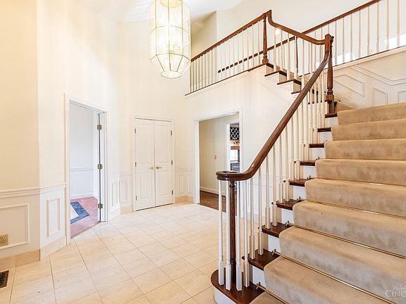 5th image of 7681 Indian Pond Ct