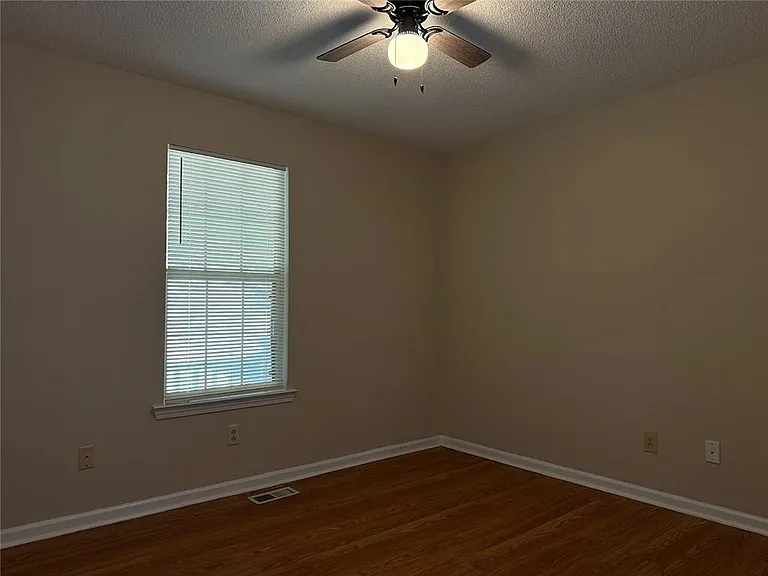 217 Briarpatch Ct — Photo 16